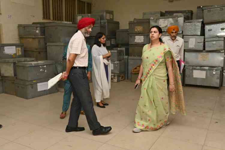General observer conducts inspection at C&D strong room in mini secretariat; issues necessary directions to ensure security