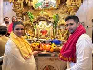 Ahead of LS polls in Delhi, Parineeti & Raghav seek blessings at Siddhivinayak Temple