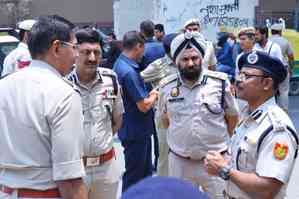 Delhi Police chief reviews security amid heavy deployment for  peaceful polling day