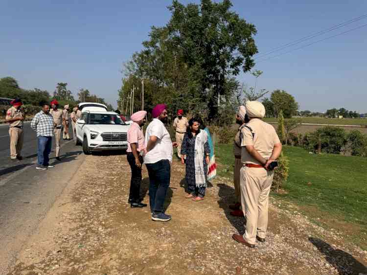 DEO Sakshi Sawhney conducts checking of nakas by SSTs in Jagraon