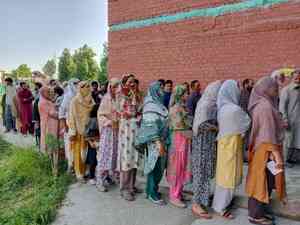 Anantnag-Rajouri witnesses 53 pc voter turnout, J&K records highest polling in 35 yrs