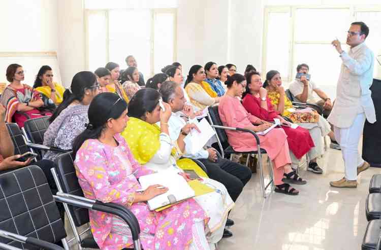 हिंदू कॉलेज में एनईपी- 2020 पर व्याख्यान आयोजित
