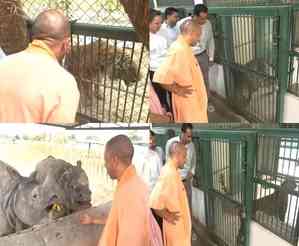 CM Yogi Adityanath visits Gorakhpur zoo