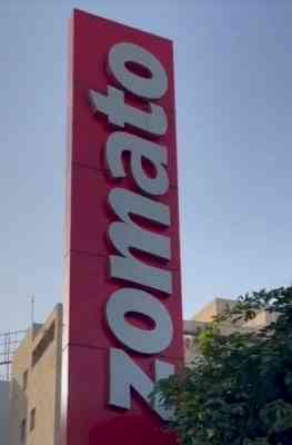 Zomato asks customers to avoid ordering during peak afternoon hours