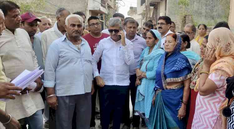 दो दिन के अंदर महावीर कॉलोनी में जल भराव और पेयजल समस्या का समाधान न होने पर विधायक बतरा ने दी धरने पर बैठने की चेतावनी