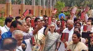 Strong opposition will maintain its pressure, says Rahul Gandhi