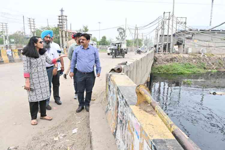 Administration on alert over heavy rain forecast for next few days