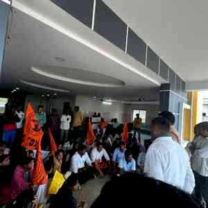 ABVP tries to lay siege to Telangana Public Service Commission