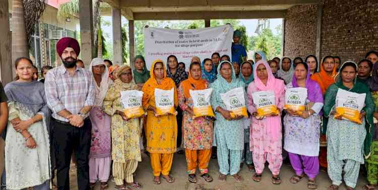 One-day training-cum-input program on advanced maize cultivation techniques held