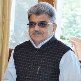 Allot furnished flats to Pandit employees forthwith: J&K CS  