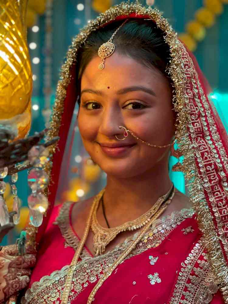 Inside Scoop: COLORS’ ‘Mishri’ actress, Shruti Bhist goes the extra mile, shops in Mathura for on-screen wedding