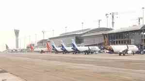 Heavy rains in Mumbai disrupt flights again