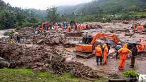 Kerala CM seeks Army's help in Wayanad, death toll reaches 44