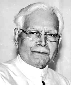 ‘An acclaimed intellectual’, Kharge condoles demise of Natwar Singh