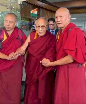 Dalai Lama returns to Himachal Pradesh after knee surgery, accorded warm welcome