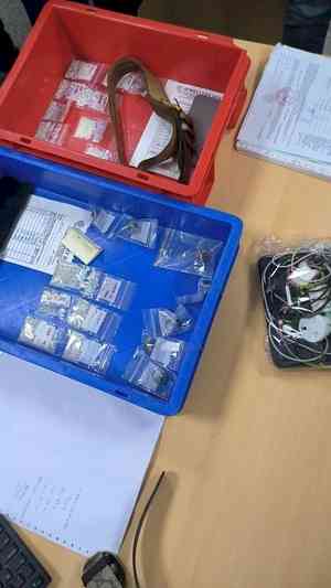 Two held at IGI Airport with 163 gm diamonds worth Rs 60 lakh
