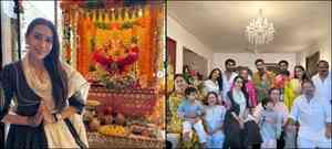 Karisma Kapoor joins Ranbir and Kareena as they unite with family