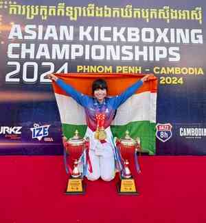Shraddha wins two gold & two silver at Asian Kickboxing Championship