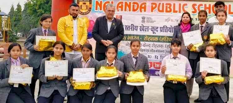 दौड़ व लंबी कूद में हिमांशी ने बाजी मारी