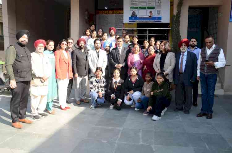 Rotaract Club of PCM S.D. College for Women Initiates ‘Vision Wall Project’