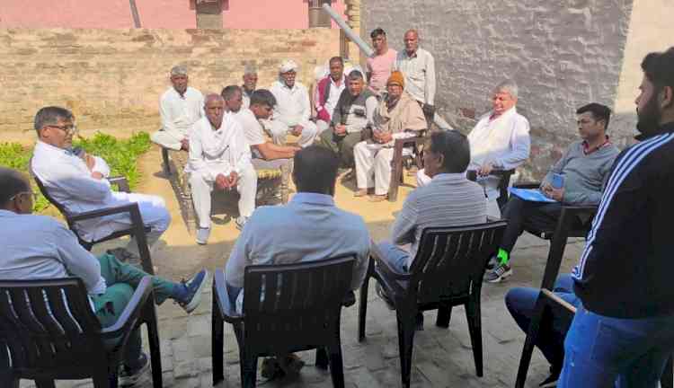बिजली समस्याओं के निवारण के लिए गांव टिटौली में लगा बिजली दरबार