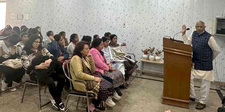 राजमाता अहिल्याबाई की एक कुशल प्रशासक ,सशक्त नारी तथा समाज सुधारक के रूप में महत्वपूर्ण भूमिकाः डॉ सीताराम व्यास