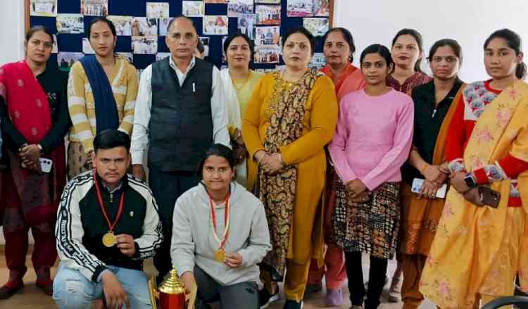 जूनियर नेशनल नेटबॉल टूर्नामेंट में सैनी कॉलेज की टीम ने जीता स्वर्ण