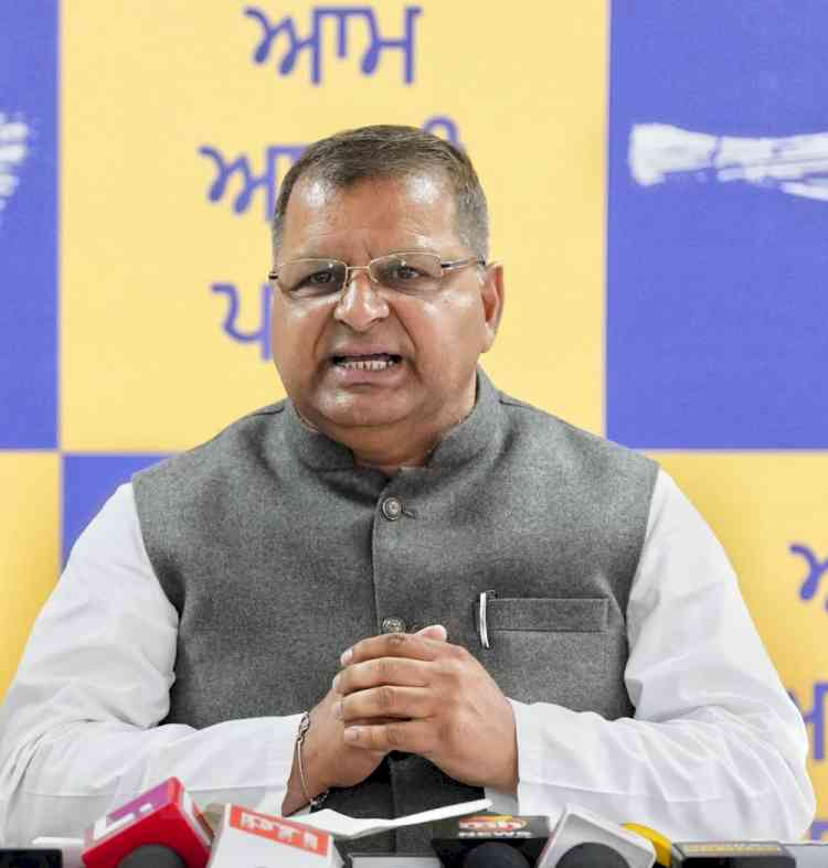 AAP on Mahila Congress protest: Congress has developed a habit of theatrics