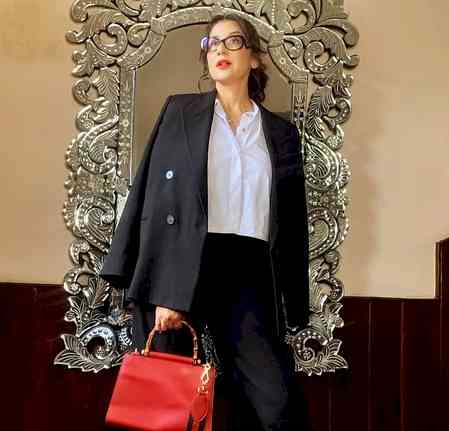 Manisha Koirala shares how to ‘navigate’ life