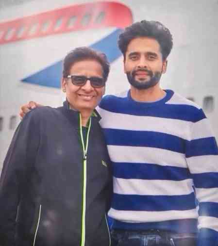 Jackky Bhagnani pens a heartfelt birthday tribute for his 'first hero & forever inspiration'