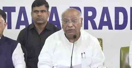 Kashmir economy has collapsed due to Pahalgam terror attack, says Kharge quoting Omar Abdullah 