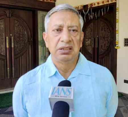 All they know is throat-slitting: Ex-J&K DGP slams Pak Army official over provocative gesture at UK protest