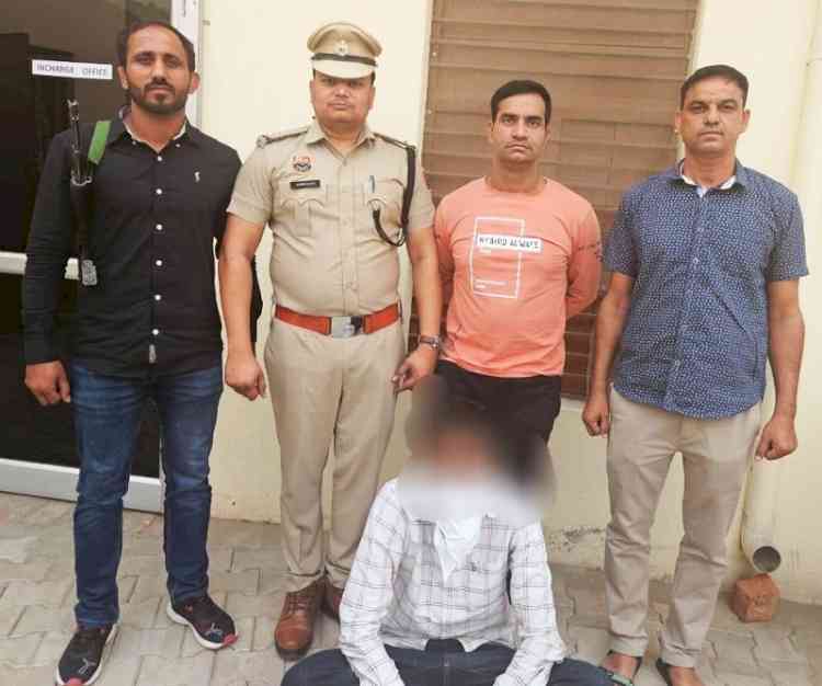 एंटी नारकोटिक्स सेल रोहतक की टीम ने  नशीले पदार्थ सहित युवक किया काबू