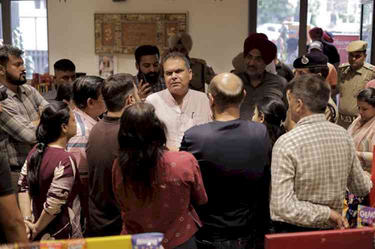 Kitchlu Nagar robbery: MP Sanjeev Arora commends Ludhiana Police for nabbing robbers within few hours; recovering valuables