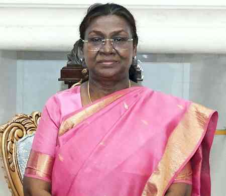Prez Murmu extends greetings on Gujarat Foundation Day