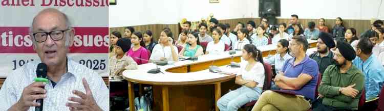 दोआबा कॉलेज में पंजाब की मीडिया राजनीति और समस्याओं पर पैनल डिस्कशन