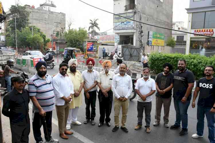 Residents Thank MP Arora as Traffic Smoothens on Hero Bakery-Pakhowal Road ROB