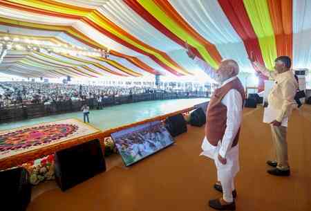 Technology means only Narendra Modi ji, says Chandrababu Naidu