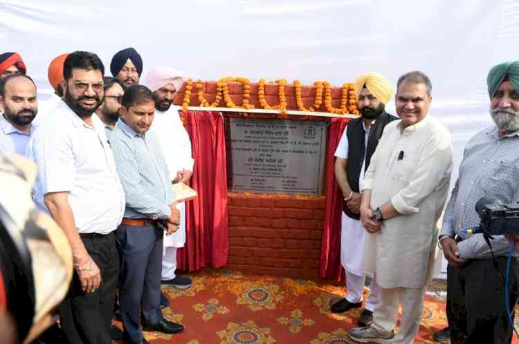 Cabinet Minister Mundian, MP Arora & MLA Sangowal lay foundation stone for upgrading road along with Sidhwan Canal 