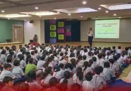 In sessions with school kids, Delhi Traffic Police spread awareness on road safety