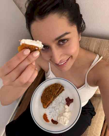 Shraddha Kapoor is all smiles as she savours some yummy 'theple' 