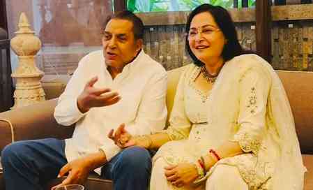 Jaya Prada shares glimpses of her ‘lighter moments’ with legend Dharmendra