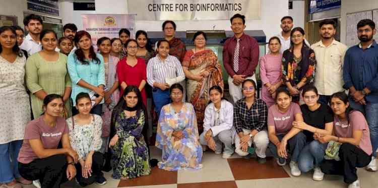 विशेष व्याख्यान में आधुनिक जैव चिकित्सा अनुसंधान में ओमिक्स प्रौद्योगिकियों की भूमिका बताई