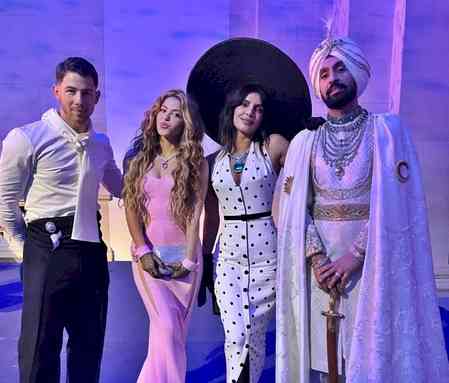 Diljit says 'I am learning English' to Nicole Scherzinger in BTS from MET Gala