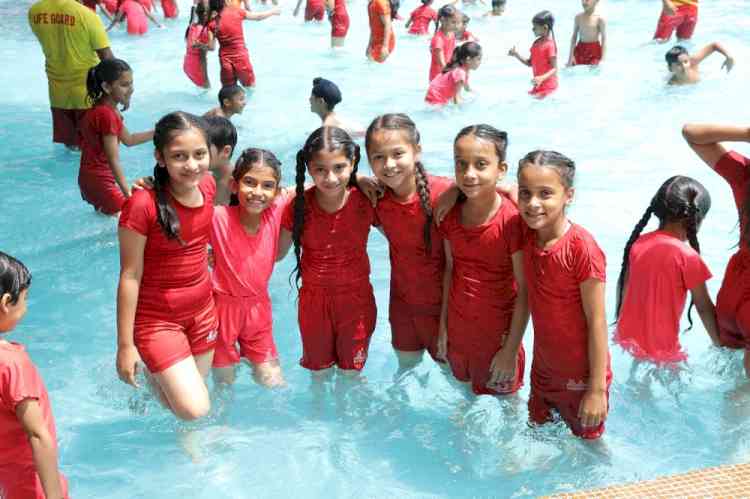 Wonderland Wonders: A Joyous Day Out for Sanskritians