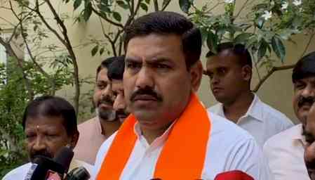 Congress must clarify whether it stands with India or Pakistan: Karnataka BJP on peace message