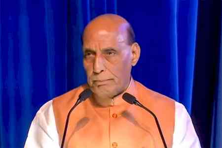 Rajnath Singh holds high-level meeting with Defence Chiefs amid ongoing tensions with Pak