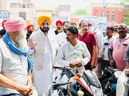 Punjab ministers assess preparedness in forward areas