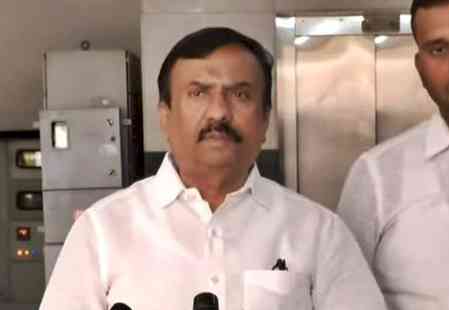 K'taka BJP MLA slams Congress for accusing him of disrespecting Tricolour