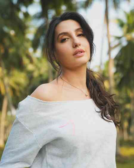 Nora Fatehi expresses gratitude to Indian Armed Forces for their courage, sacrifice and dedication 